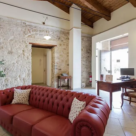 Bed & Breakfast A Casa Nostra Residenza Di Charme